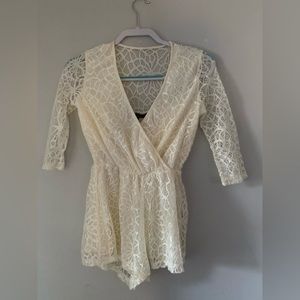 Derek Heart beige lace romper